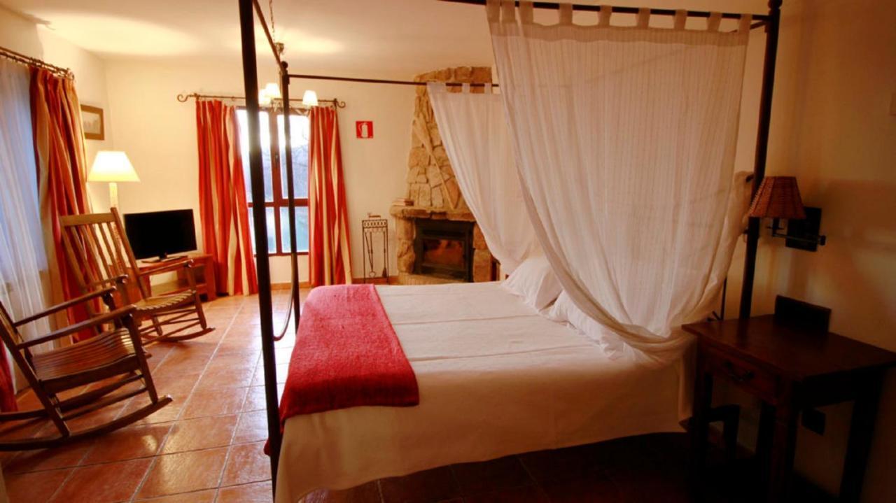 Casona De Navalmedio Hotel Cercedilla Bagian luar foto