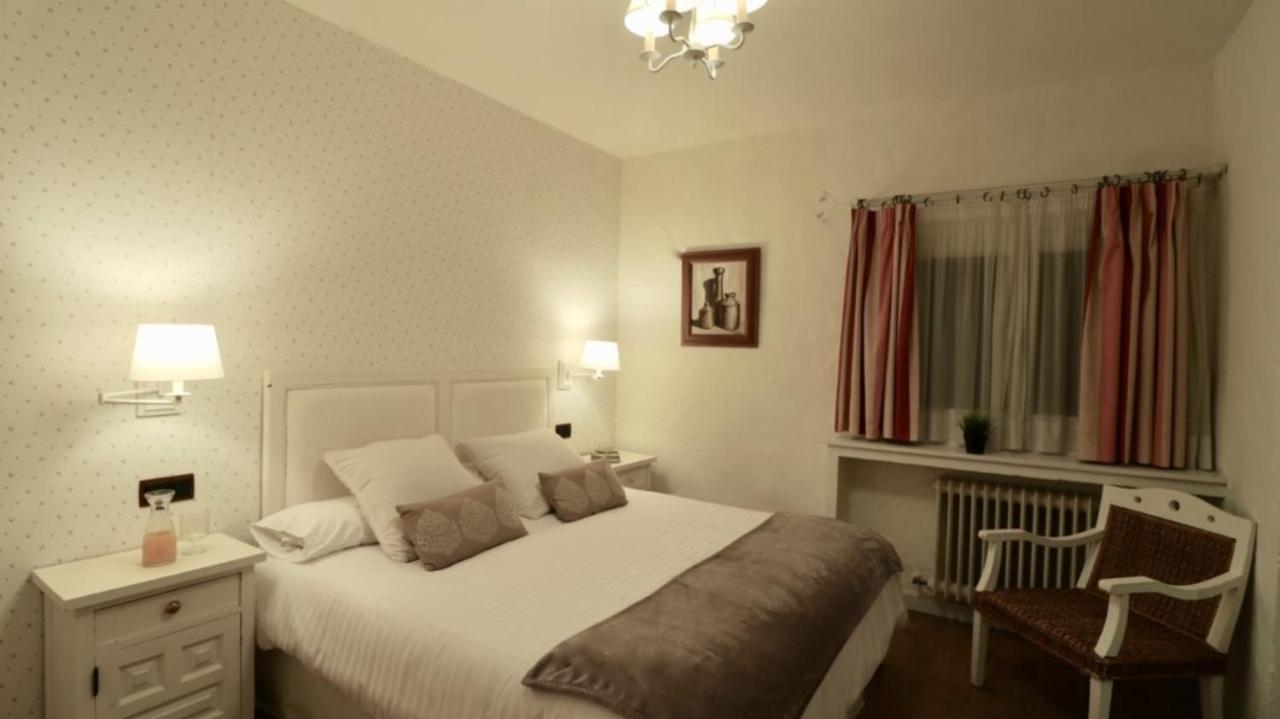 Casona De Navalmedio Hotel Cercedilla Ruang foto